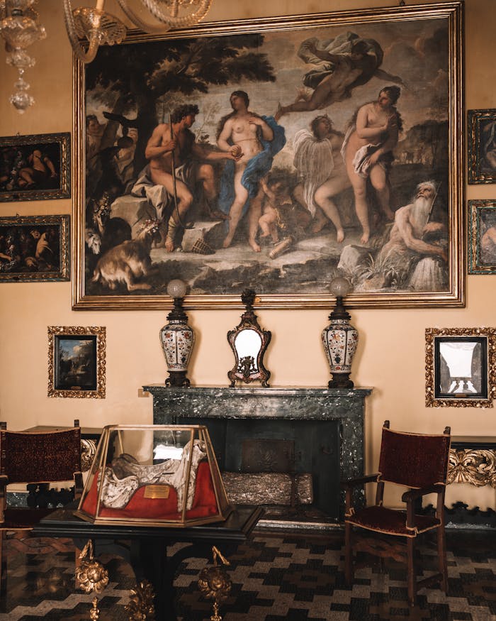 Elegant room with Renaissance art and luxury decor in a historical Italian palace in Stresa.